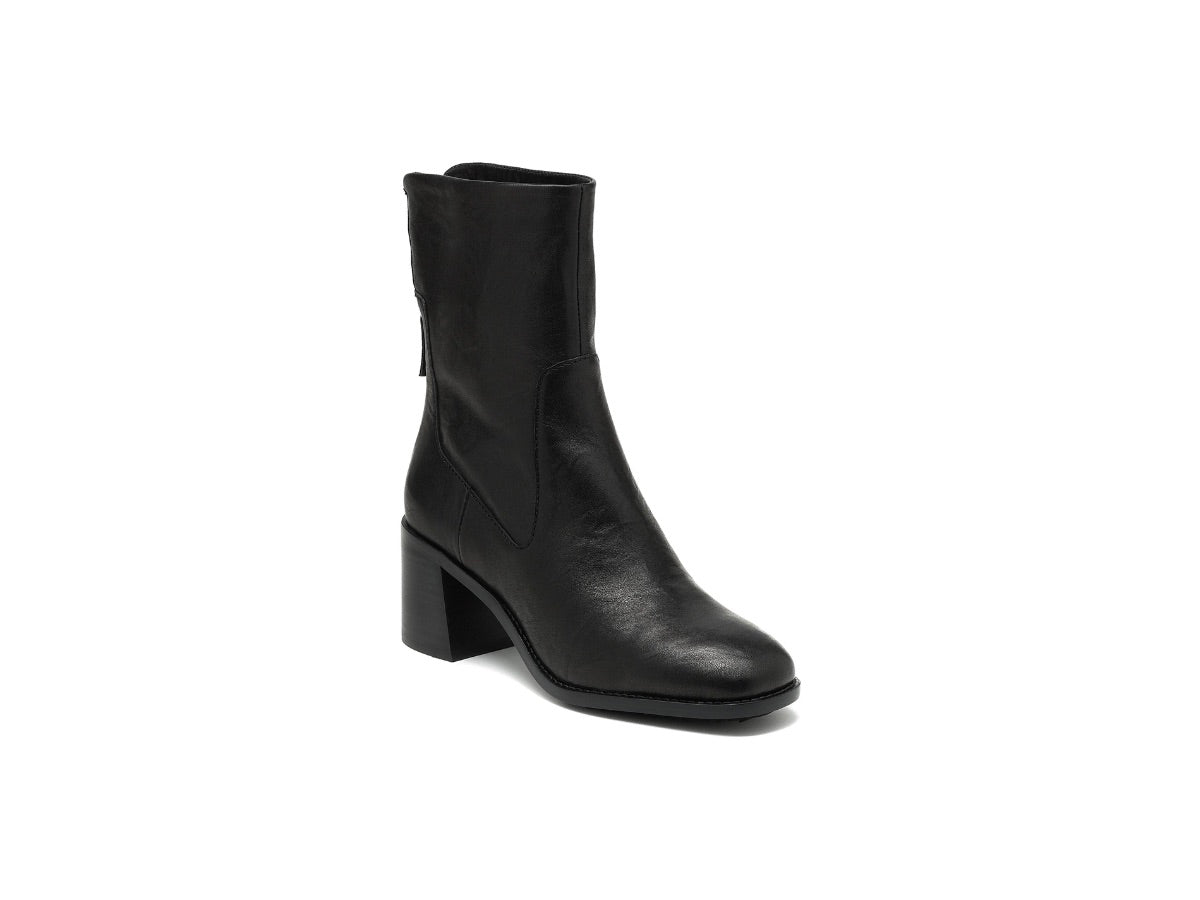 Kelsi Dagger Island Boots in Black-312 Shoes-Little Bird Boutique