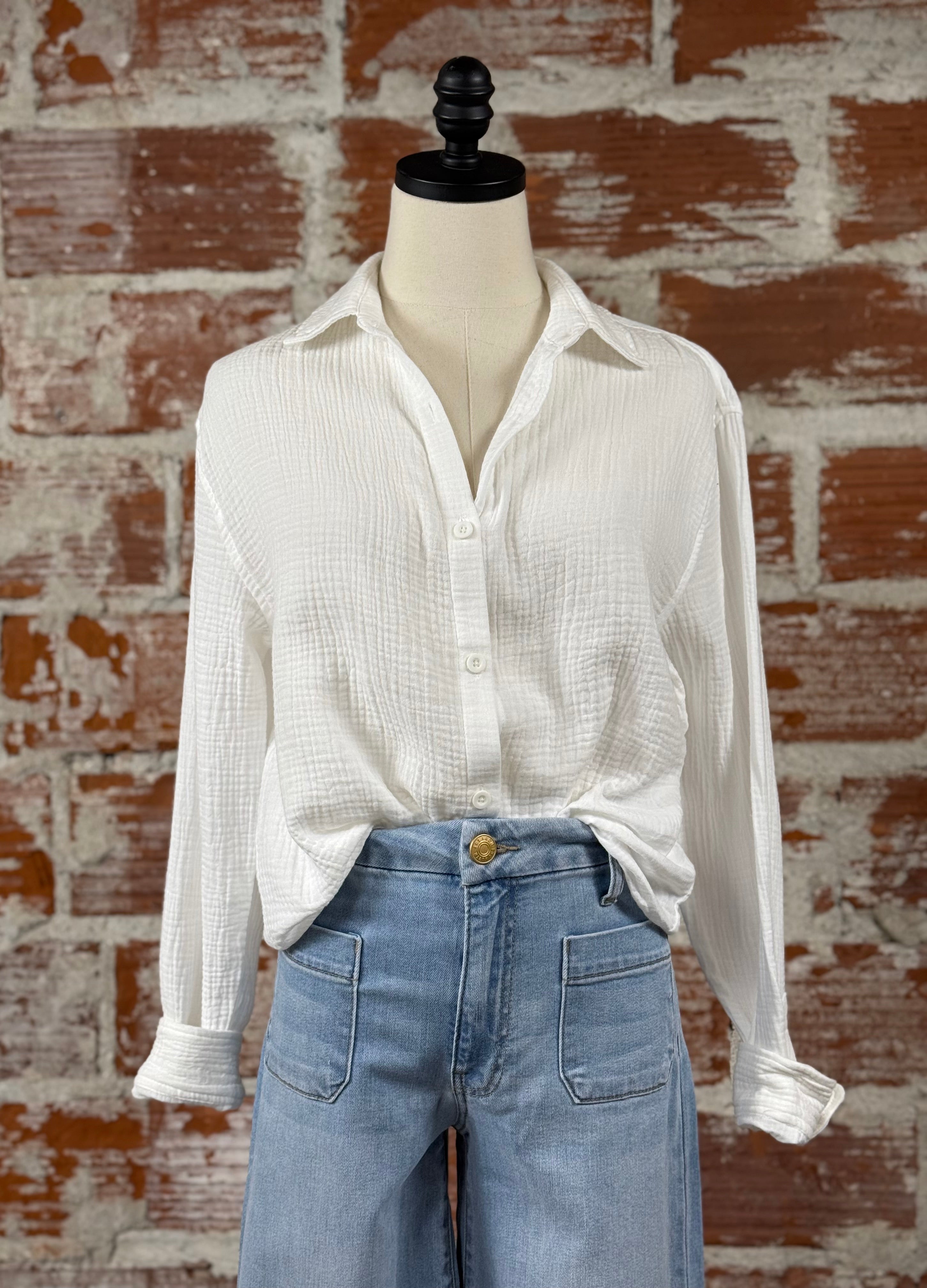 Dex Gauze Top in White-112 - Woven Top S/S (Dec - May)-Little Bird Boutique