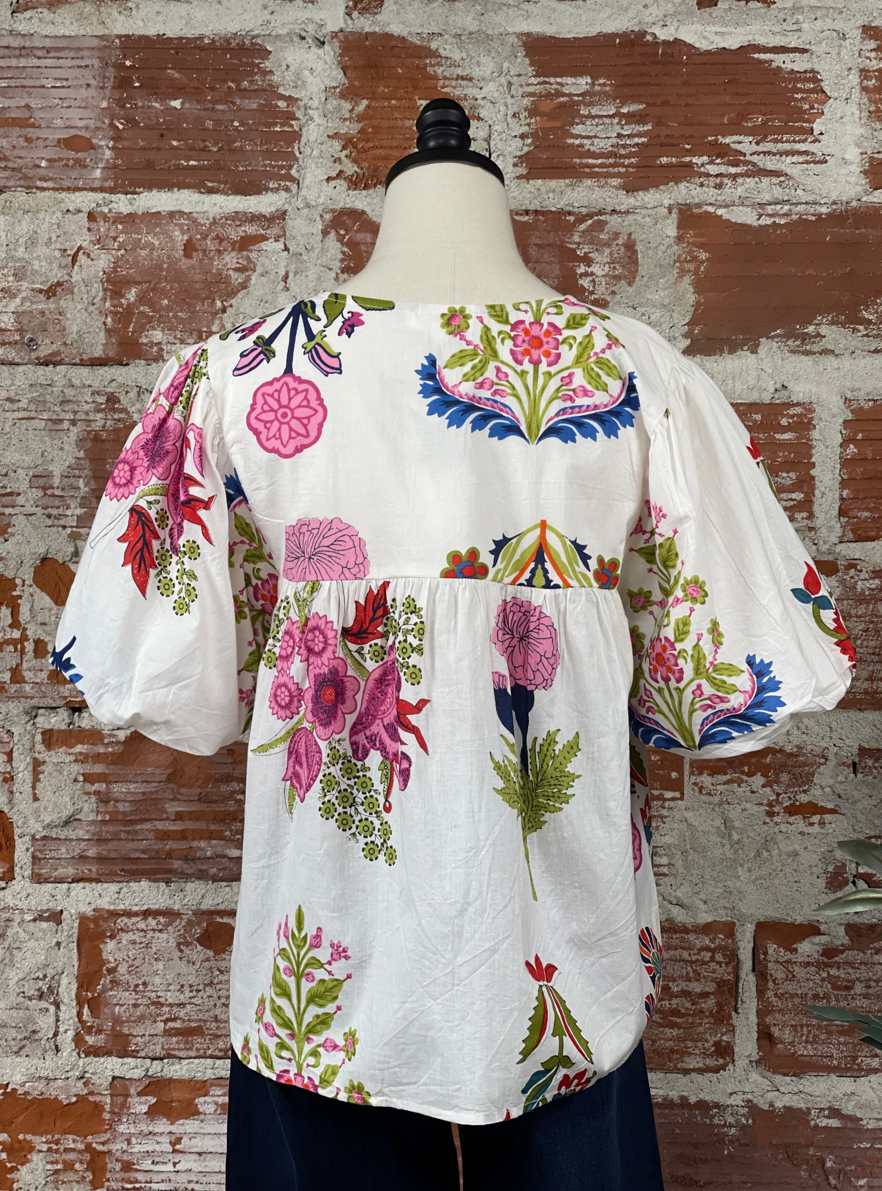 THML Mia Floral Top in White and Rose Floral-112 - Woven Top S/S (Dec - May)-Little Bird Boutique
