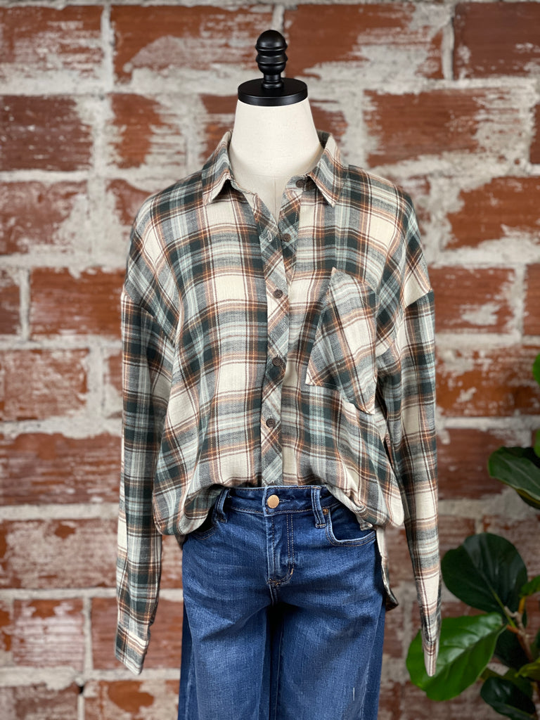 Boyfriend Flannel Top in Hunter Green