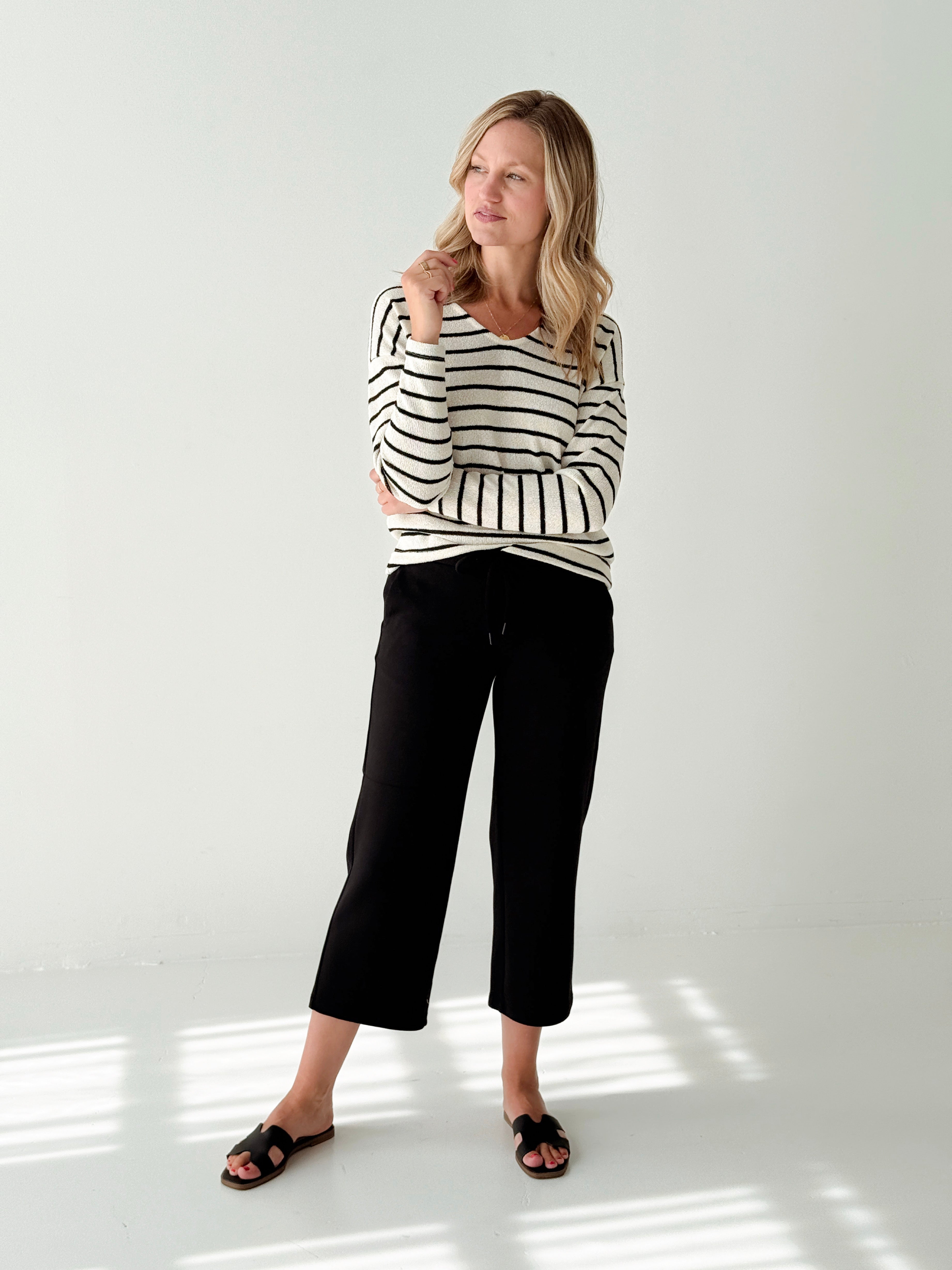 Liverpool Pull on Wide Leg Crop Trouser in Black-220 Pants-Little Bird Boutique
