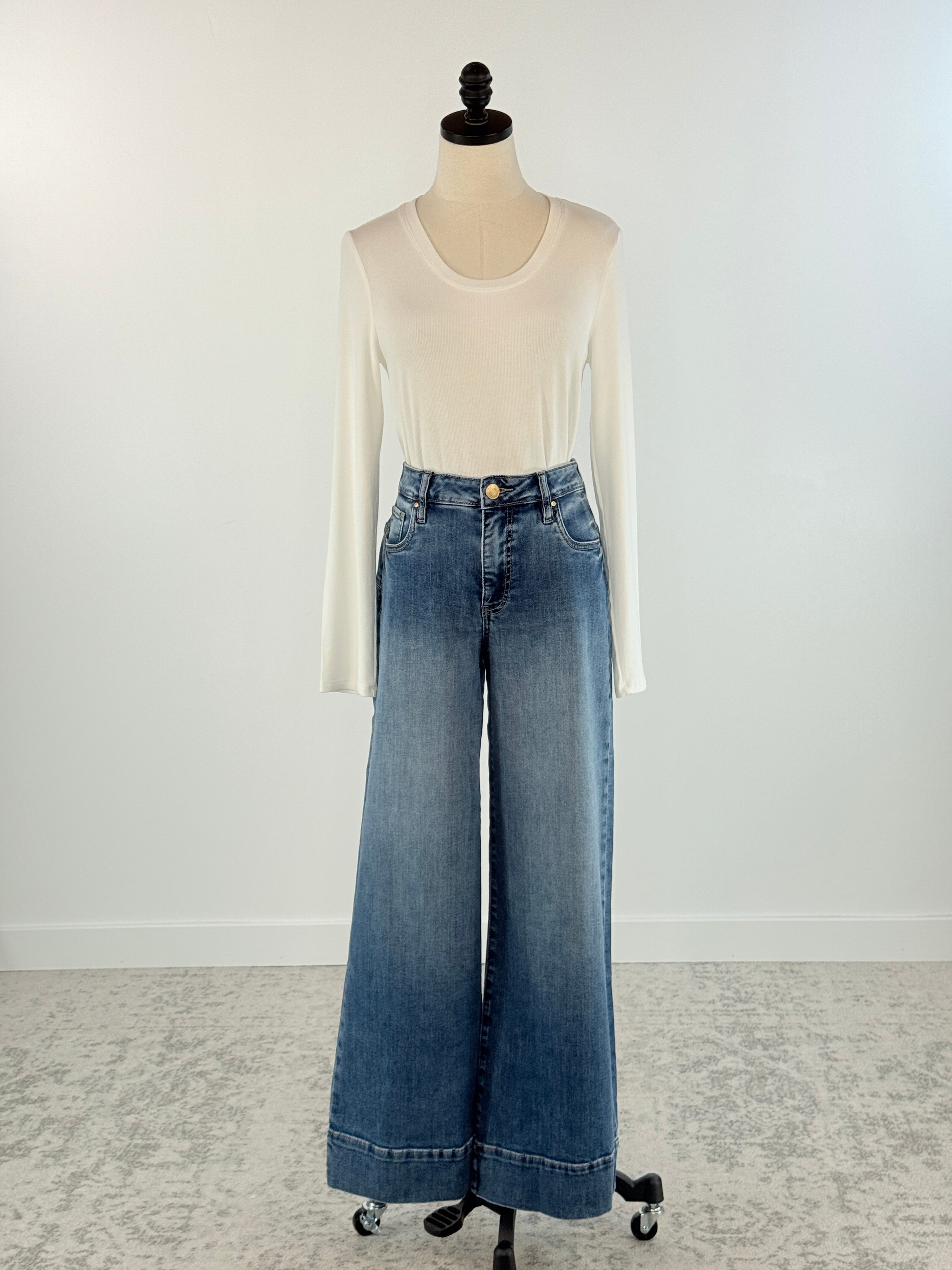 Kut from the Kloth Maya Denim in Amuse Wash-210 Denim-Little Bird Boutique