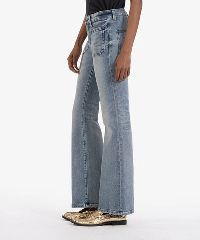 KUT From The Kloth Ana Flare with Patch Pockets in Glamour Wash